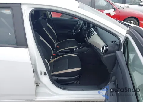 2022 Nissan Versa 1.6 Sv Xtronic Cvt из США, поврежденный, VIN 3N1CN8EV9NL839899